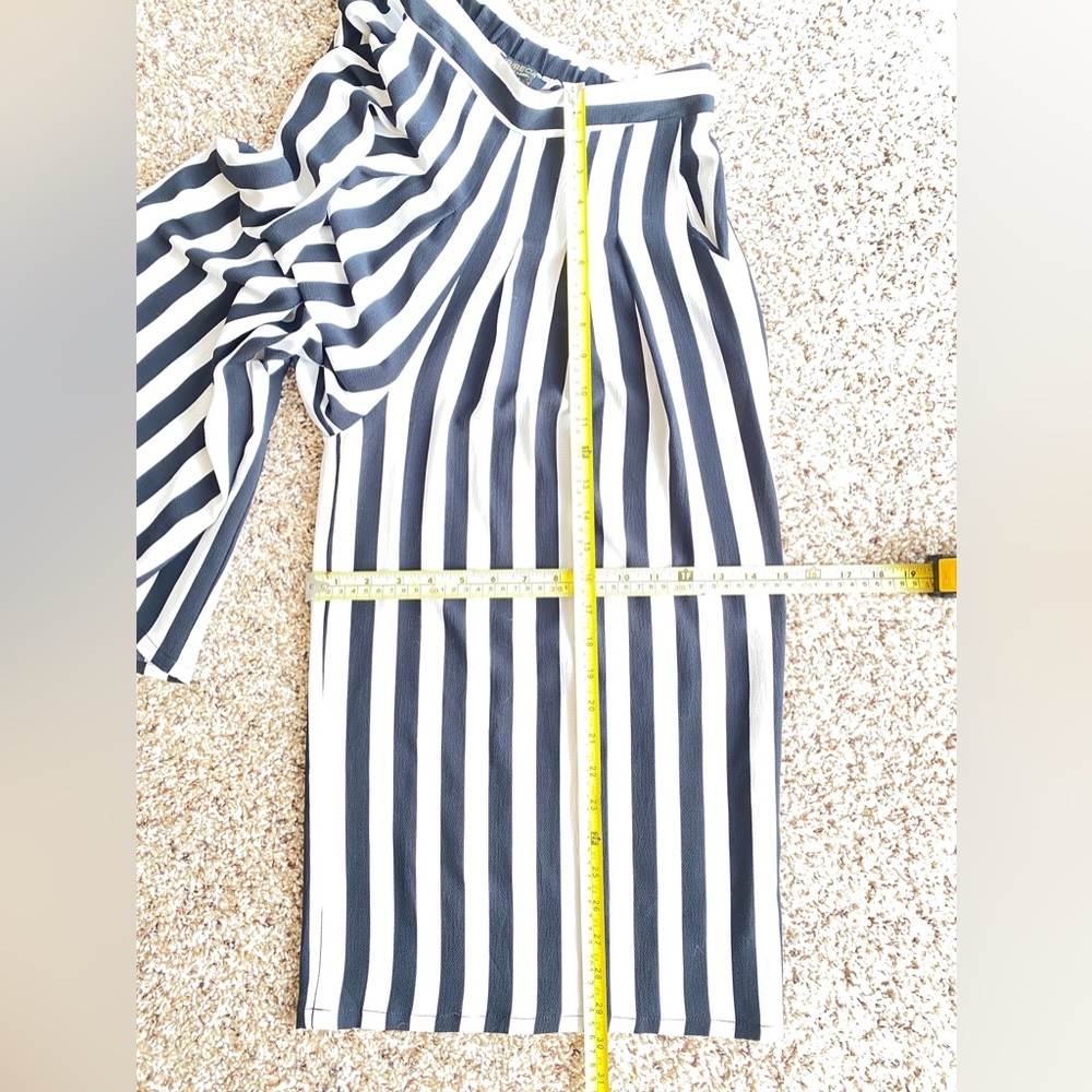 Tribeca Black White Striped Wide Leg crop Pants Pull On elastic waist 24"-28" - Picture 7 of 8